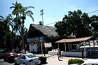 20100501-8281-BusTour-MilesOfBeaches-AcapulcoBay