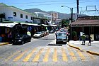 20100501-8349-SideStreetsOffMainAcapulcoAvenue-CosteraMiguelAleman